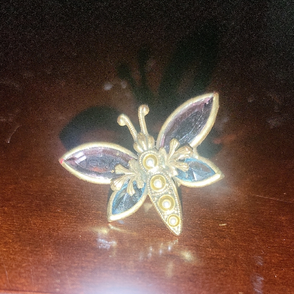 Vtg Mary DeMarco Crystal Butterfly Pin..